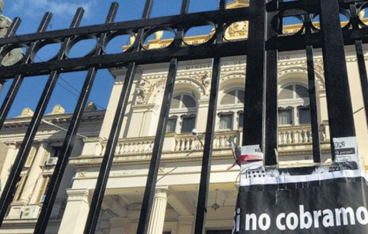 Ajuste record en las escuelas bonaerenses