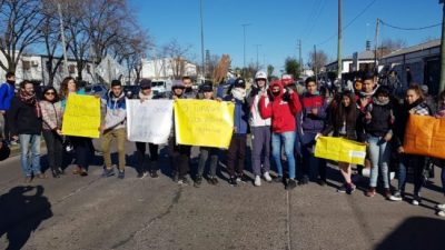 Afirman que la falta de gas afecta a 500 mil alumnos bonaerenses: la Provincia promete obras