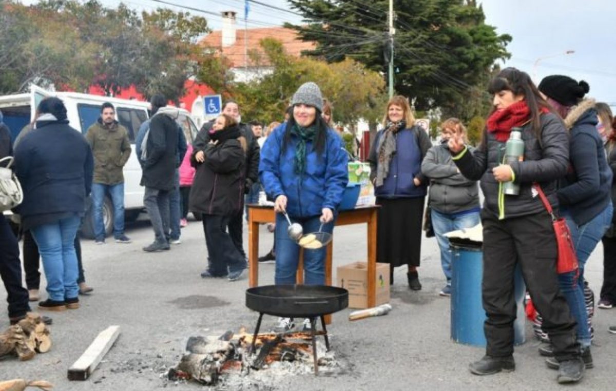 Rawson: trabajadores municipales volvieron al paro