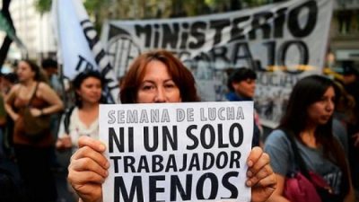 El día a día de una crisis sin freno