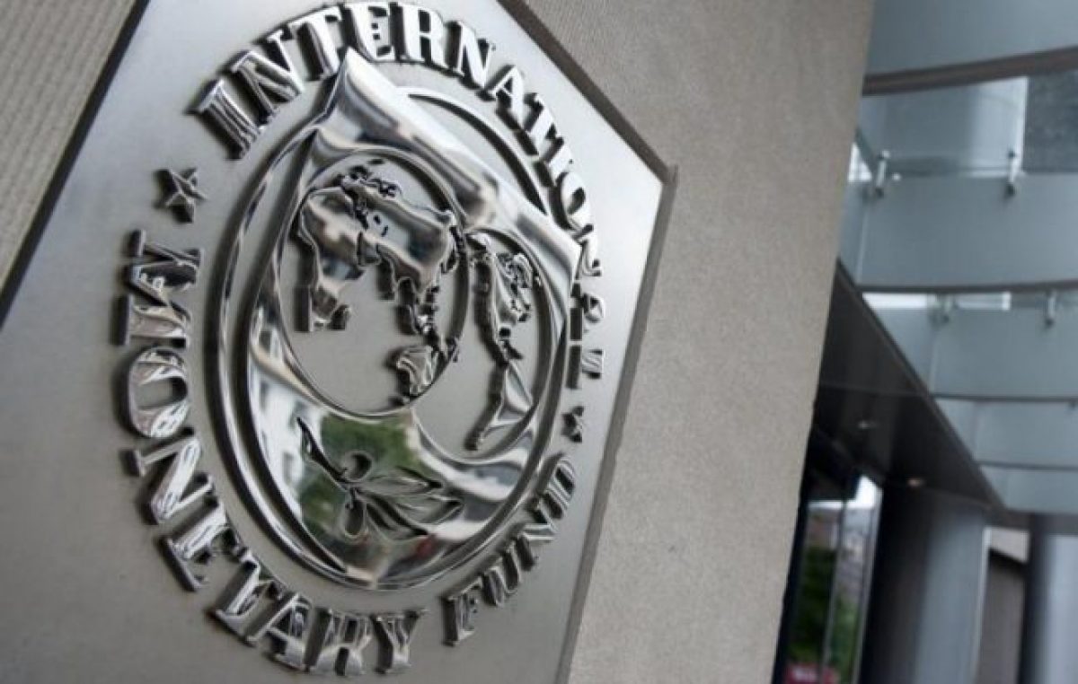 El FMI empeoró sus pronósticos: más inflación, menos crecimiento y otra devaluación