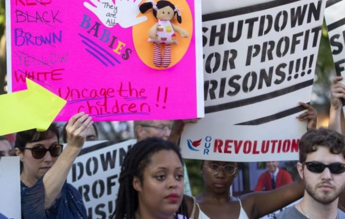 Caliburn, la empresa que lucra con la detención de niños migrantes