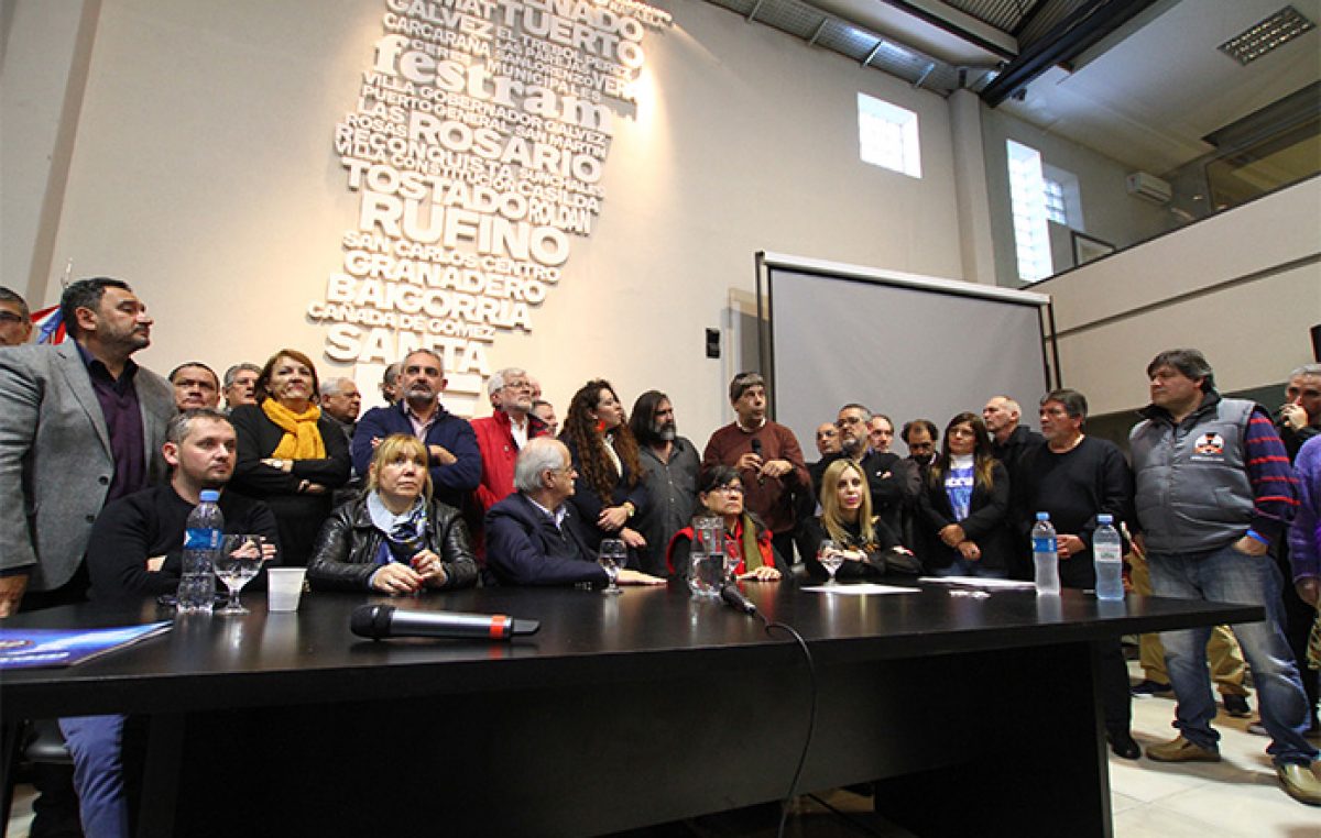 Santa Fe: Se realizó la Cumbre de los Pueblos por la Integración regional