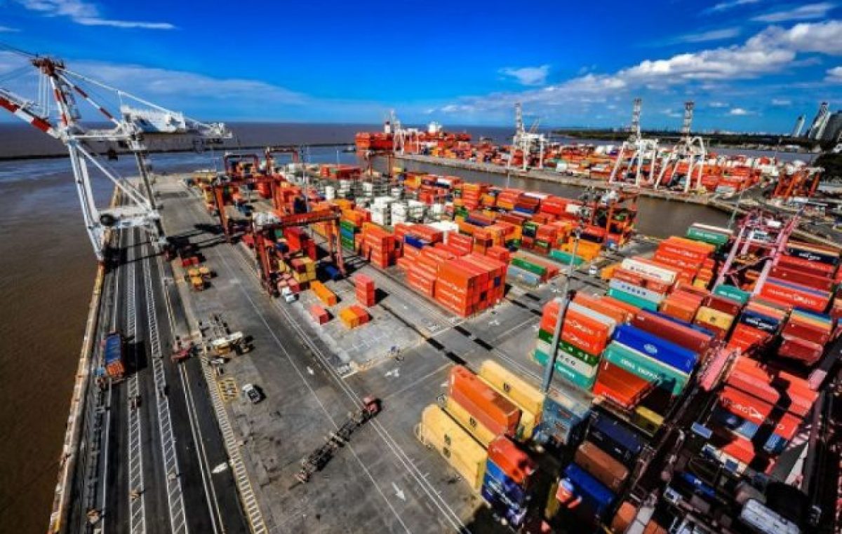 Licitación del puerto de Buenos Aires bajo sospecha