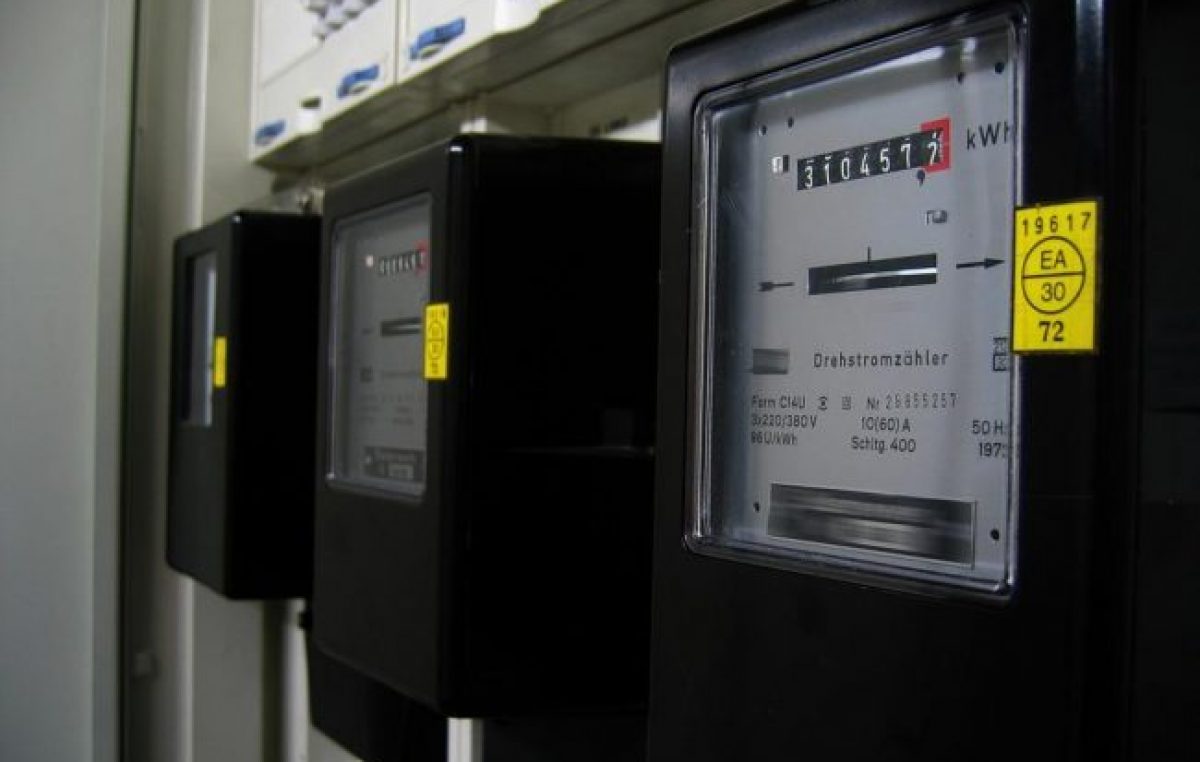 Robo de luz: Epec escracha a municipios y a empresas cordobesas