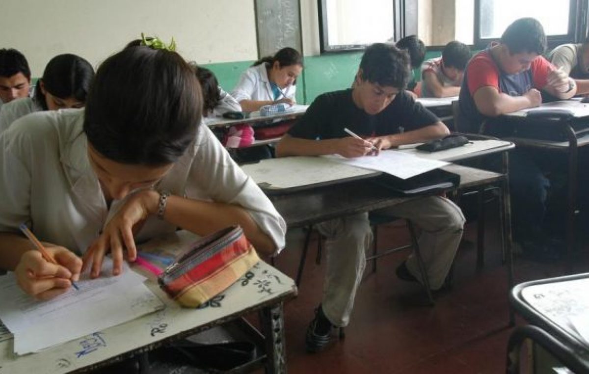 Plan Progresar: recortaron medio millón de becas