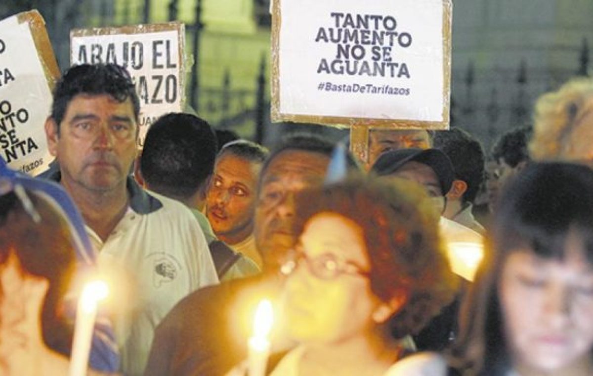 Pagar luz y gas equivale a alrededor del 4,5 por ciento del salario promedio