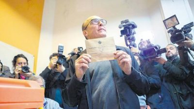 El Frente Amplio renueva su liderazgo en Uruguay