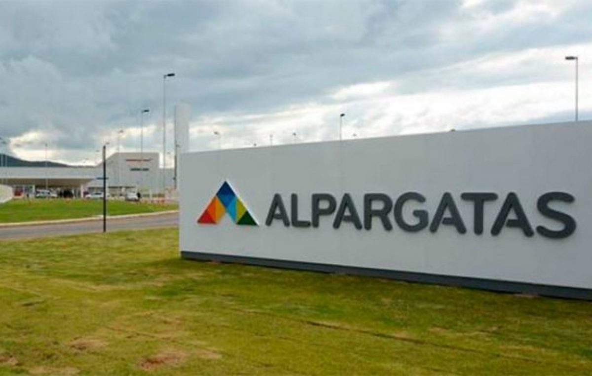 La brasileña Alpargatas abandona el negocio textil en la Argentina