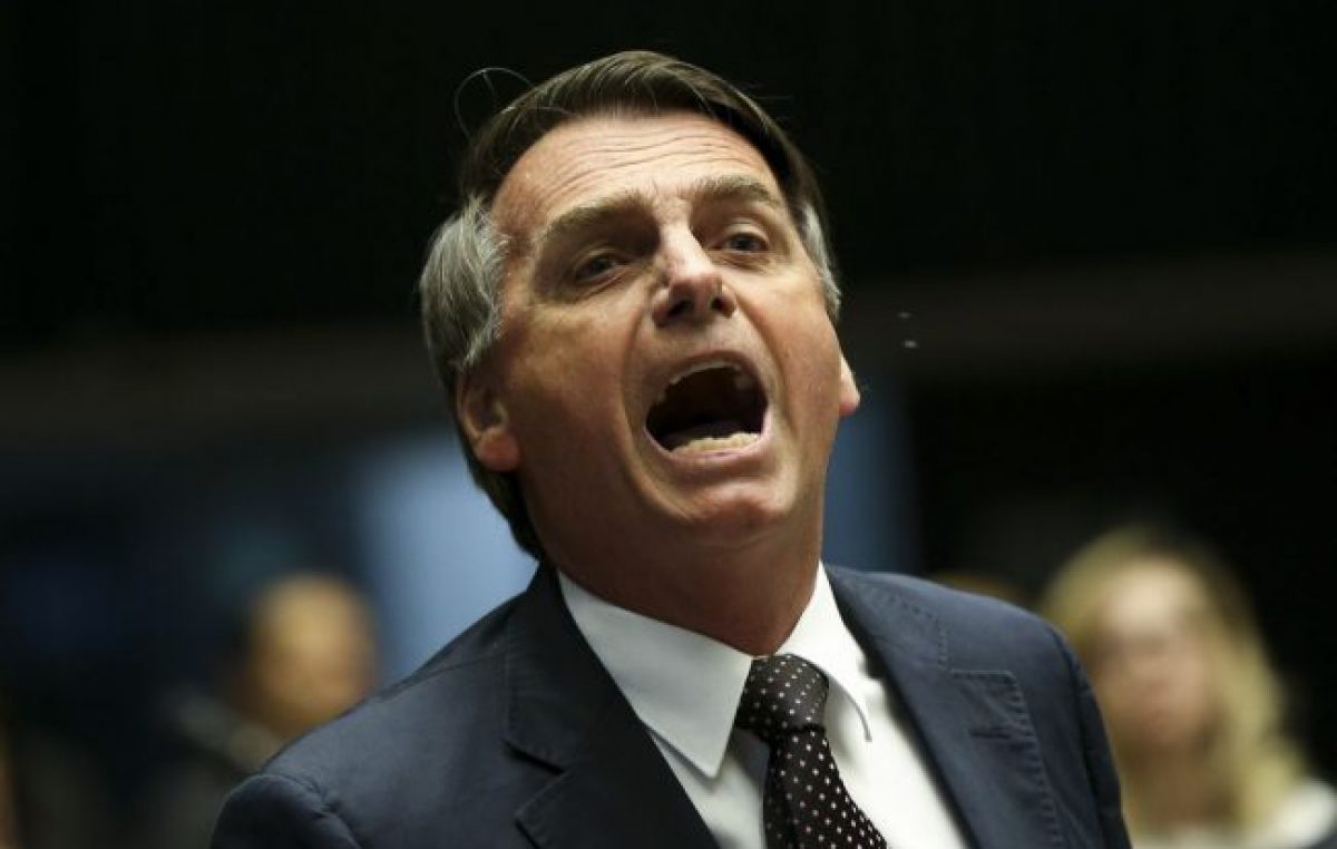Bolsonaro exigió disculpas de Macron y apuntó contra las reservas indígenas