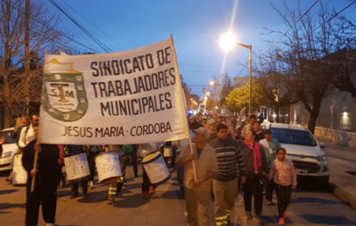 Jesús María: municipales están de paro hace una semana