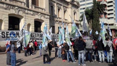 Paro y marcha de municipales jujeños el miércoles en reclamo de mejoras salariales