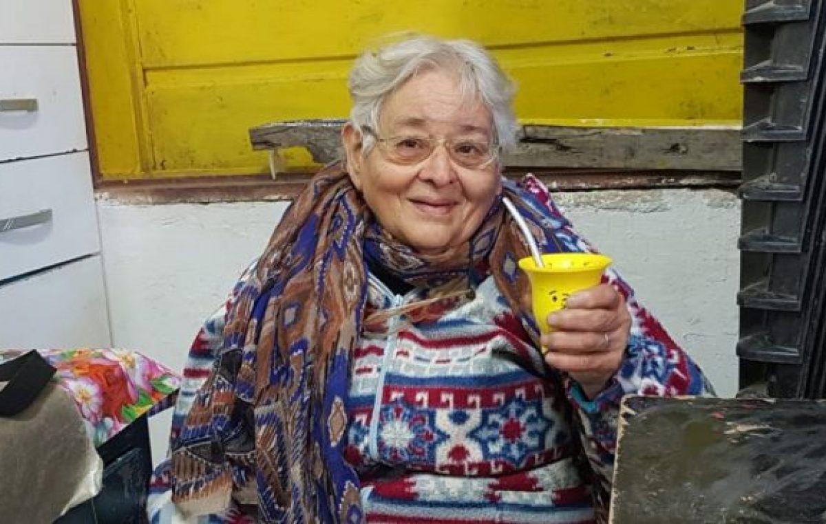 Doña Mecha, a sus 79 años abrió un merendero en Río Primero