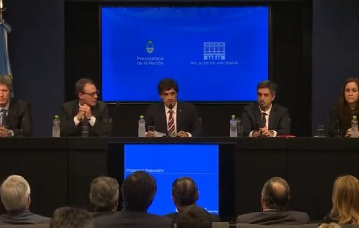Lacunza: “Vamos a iniciar el diálogo para reperfilar los vencimientos de deuda con el FMI”