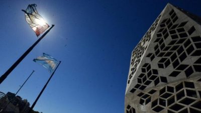 La crisis pega en la Provincia de Córdoba: el gasto crece más que los ingresos