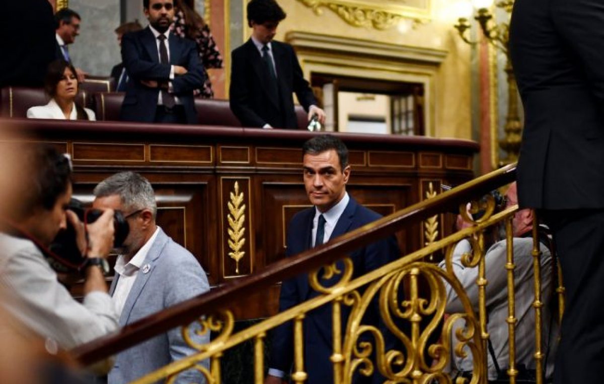 España: El PSOE presiona a Podemos para formar gobierno sin darle ministros