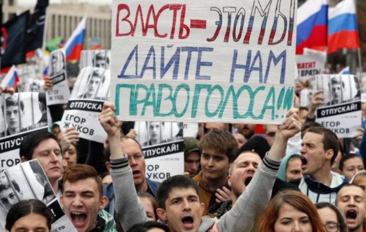 Para que Putin escuche y los deje votar