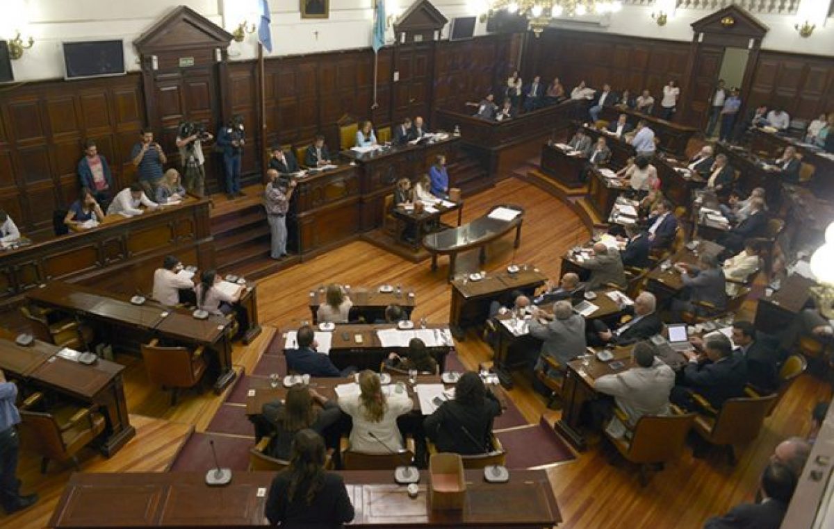 La dieta de los senadores mendocinos aumentó $50.000 en un año: hoy cobran $145.000