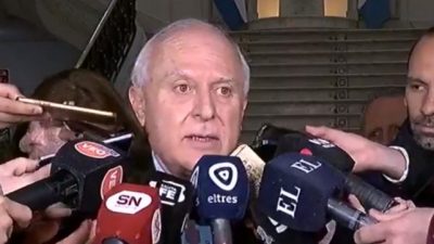 Lifschitz alertó sobre el riesgo de «emergencia sanitaria» porque el país está en una espiral negativa