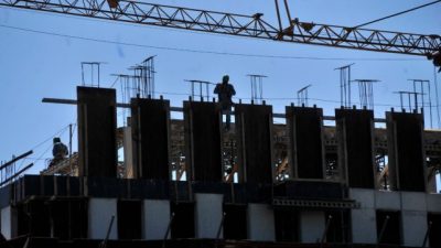 La Uocra advierte despidos masivos si se frena la obra pública en Santa Fe