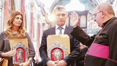 El oficialismo intenta despegar a Macri de las duras palabras del Arzobispo de Salta