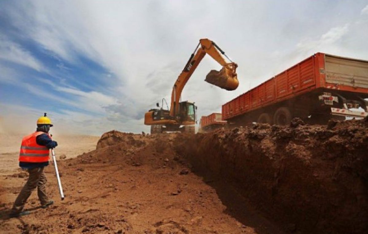 Río Negro: El «reperfilamiento» afecta los pagos del Plan Castello