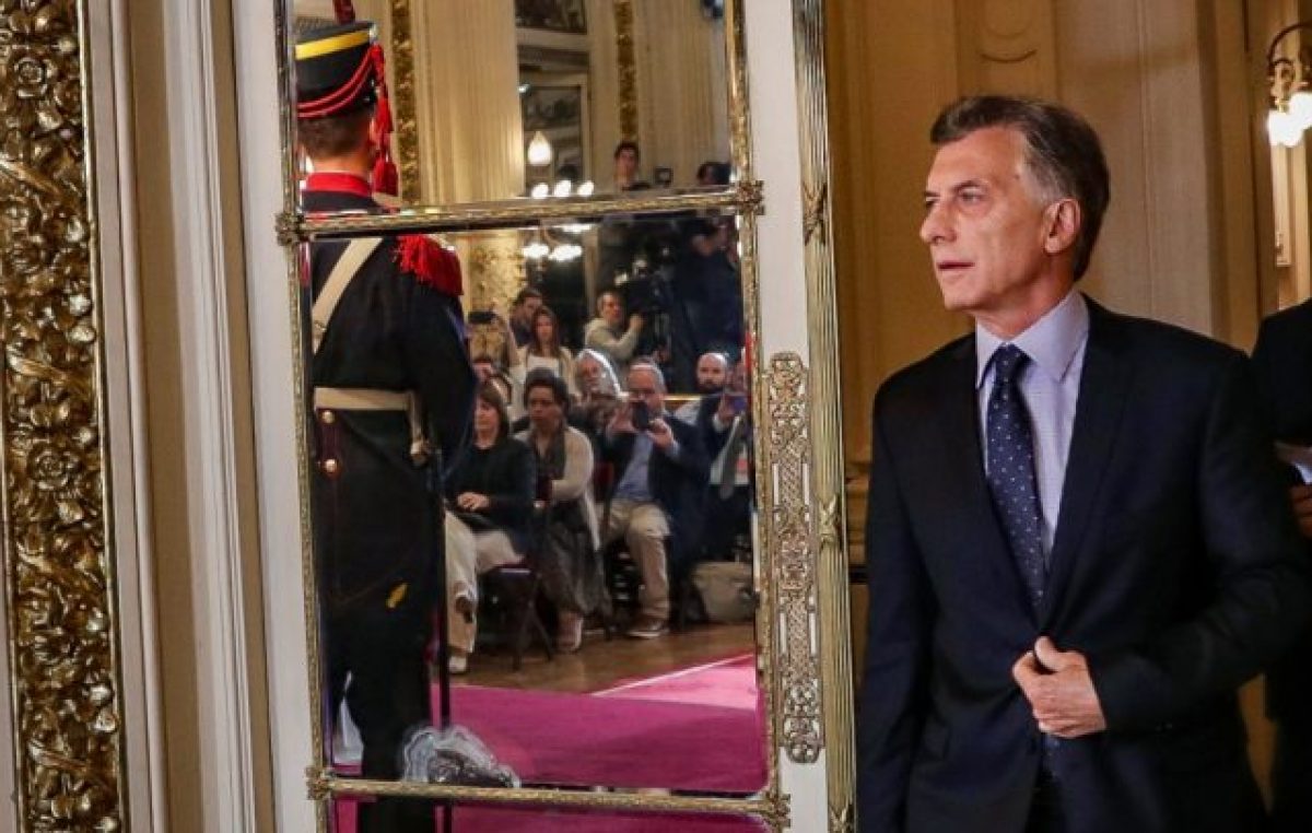 Préstamo del Fondo Monetario: se fugaron 8 de cada 10 dólares que ingresaron al país
