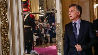 Préstamo del Fondo Monetario: se fugaron 8 de cada 10 dólares que ingresaron al país