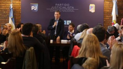 Con llamados y encuentros, en el PJ Bonaerense siguen el minuto a minuto de sus candidatos