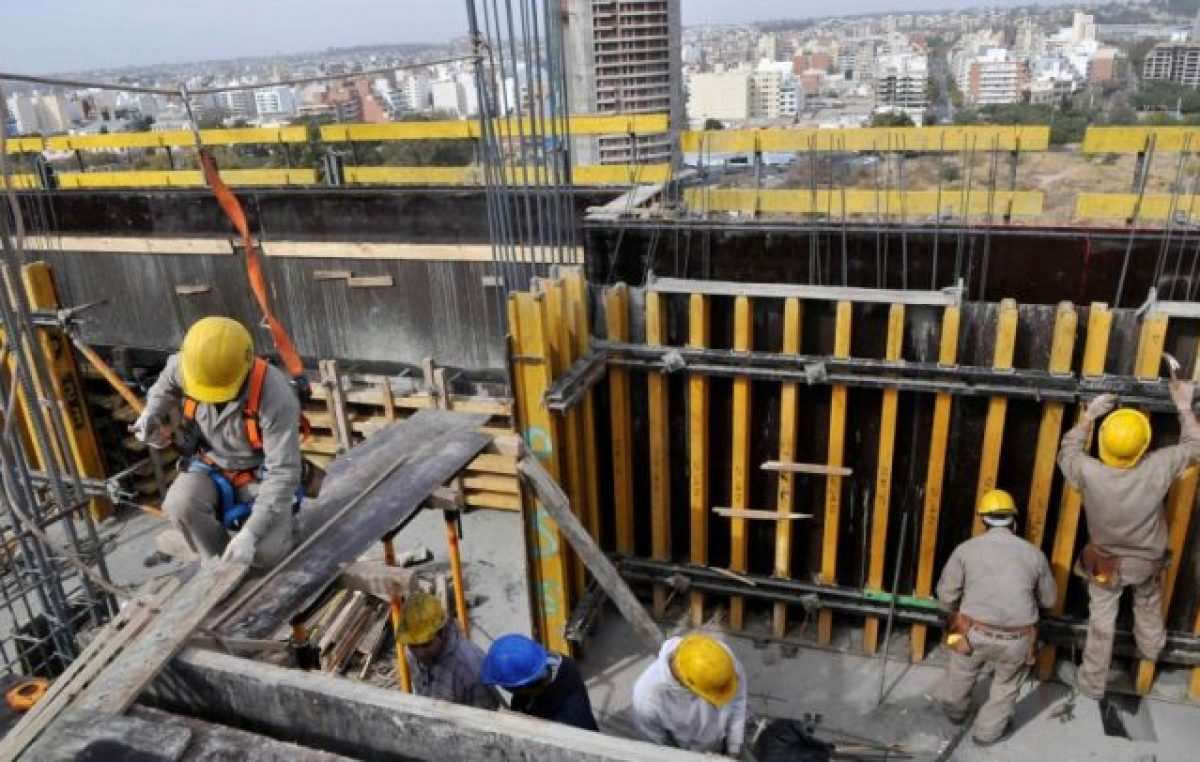 Macri bajó las indemnizaciones laborales: se justificó por “incrementos desmedidos” de accidentes
