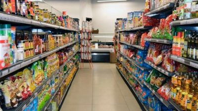 La baja del IVA llegó, pero sólo a los súper