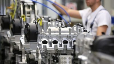 Sí se puede: la industria lleva 19 meses de sangría en el empleo registrado