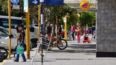 Regina: evalúan modificar ordenanza tarifaria a comercios por la crisis