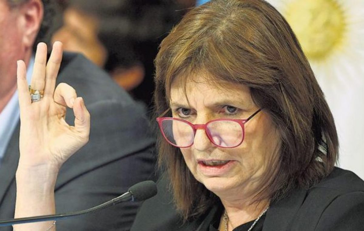 Patricia Bullrich: «Si pasan hambre, tienen los comedores»