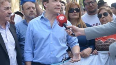Intendente del Conurbano le pide a Vidal “no confundir la educación de la gente con sumisión”