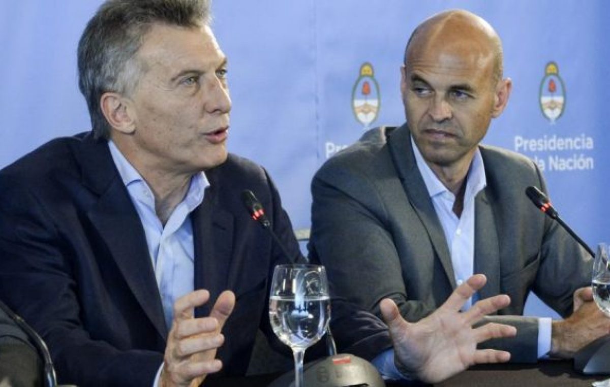 La desesperación por inaugurar cualquier cosa