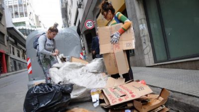 Canastas por la nubes y salarios por el piso