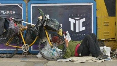 Macri dejaría el Gobierno con un piso de 40 por ciento de pobreza