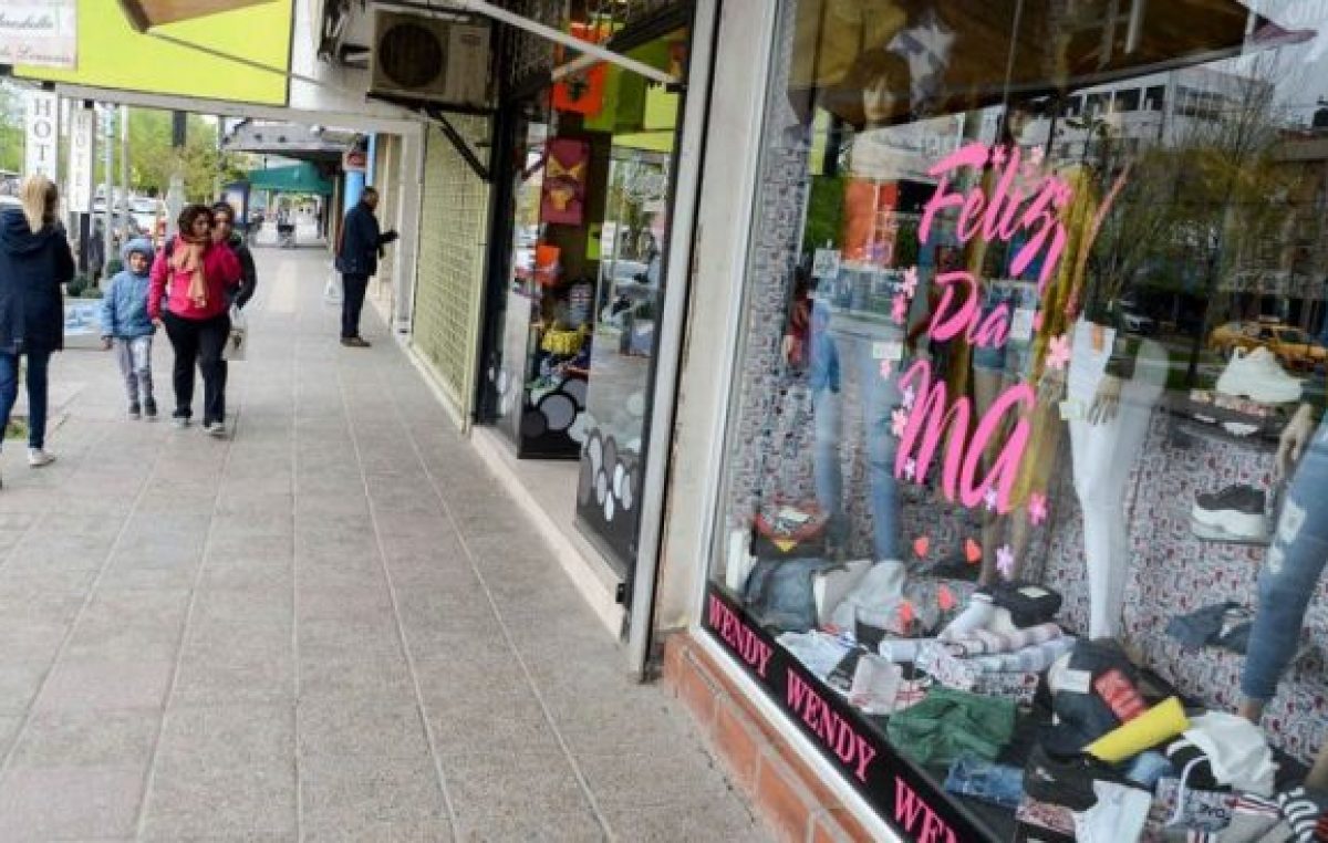 El Día de la Madre no se siente en los comercios neuquinos