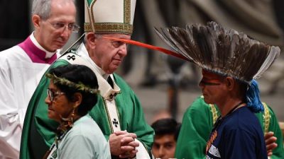 Jair Bolsonaro contra el Papa Francisco por el Sínodo de la Amazonia