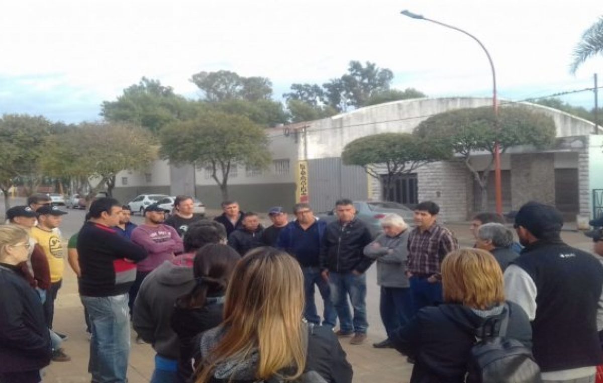 El conflicto en Chabás va camino a resolverse, pero sigue el paro