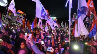 El domingo los uruguayos deciden sobre la continuidad del Frente Amplio