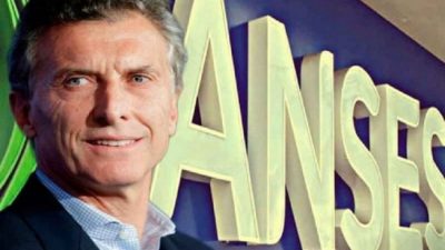Macri dispuso la emisión de más deuda en dólares y en pesos