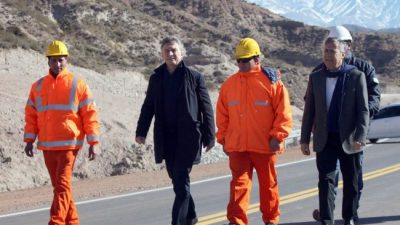 Miles de kilómetros de rutas que nunca se hicieron