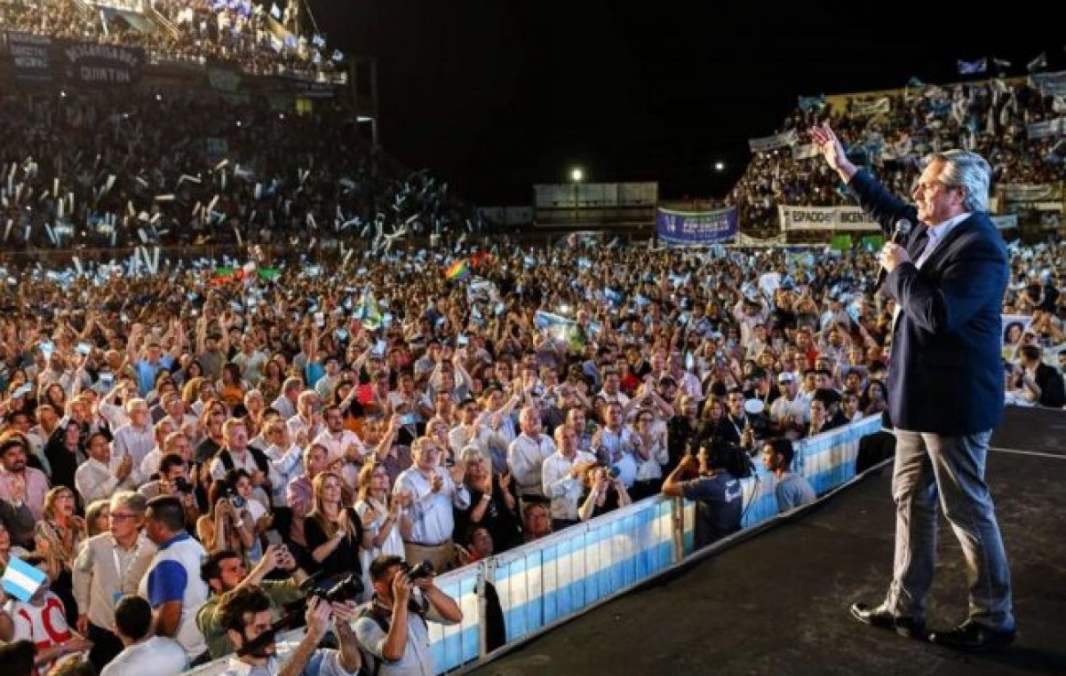 «Llegan todos los argentinos al gobierno»