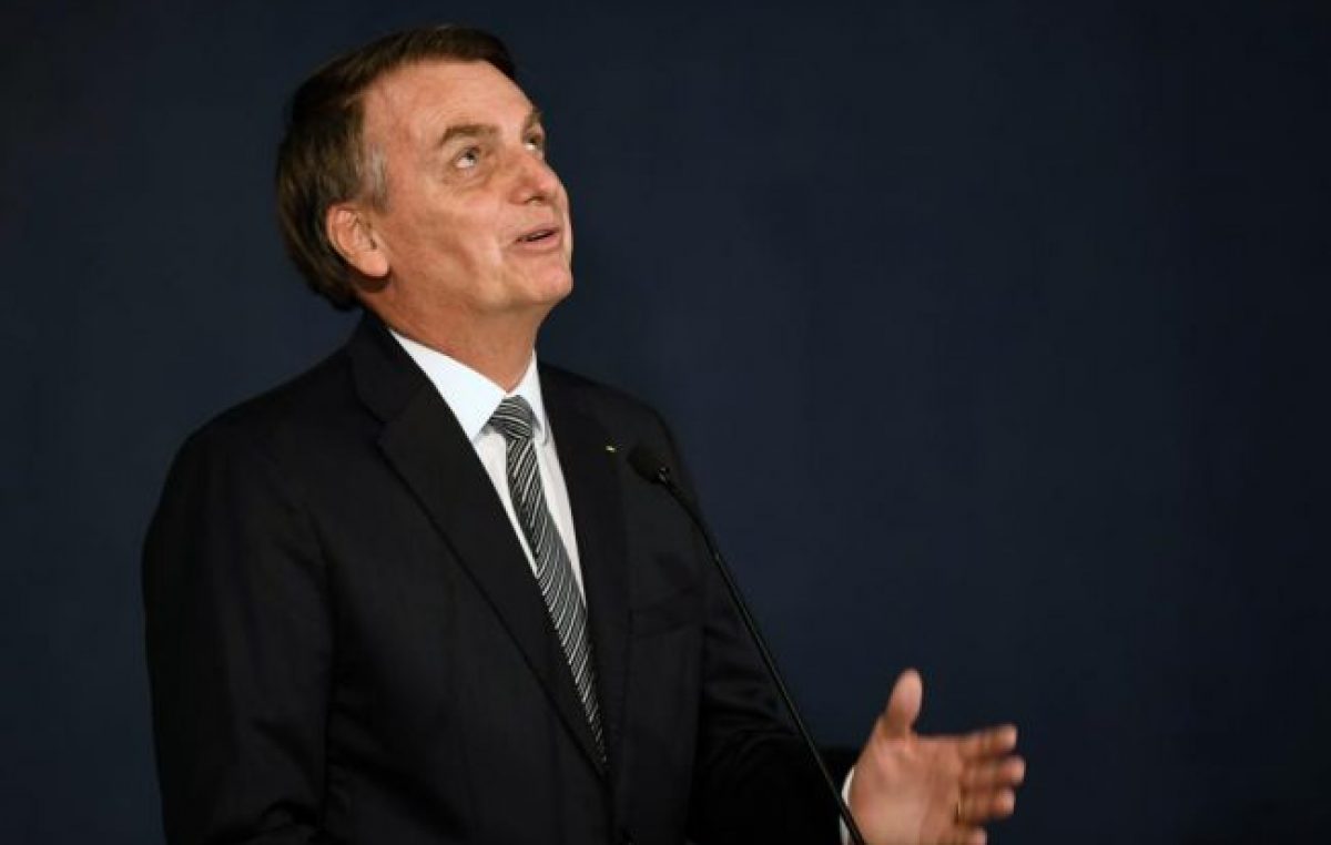 Bolsonaro no va al homenaje a la primera santa de Brasil