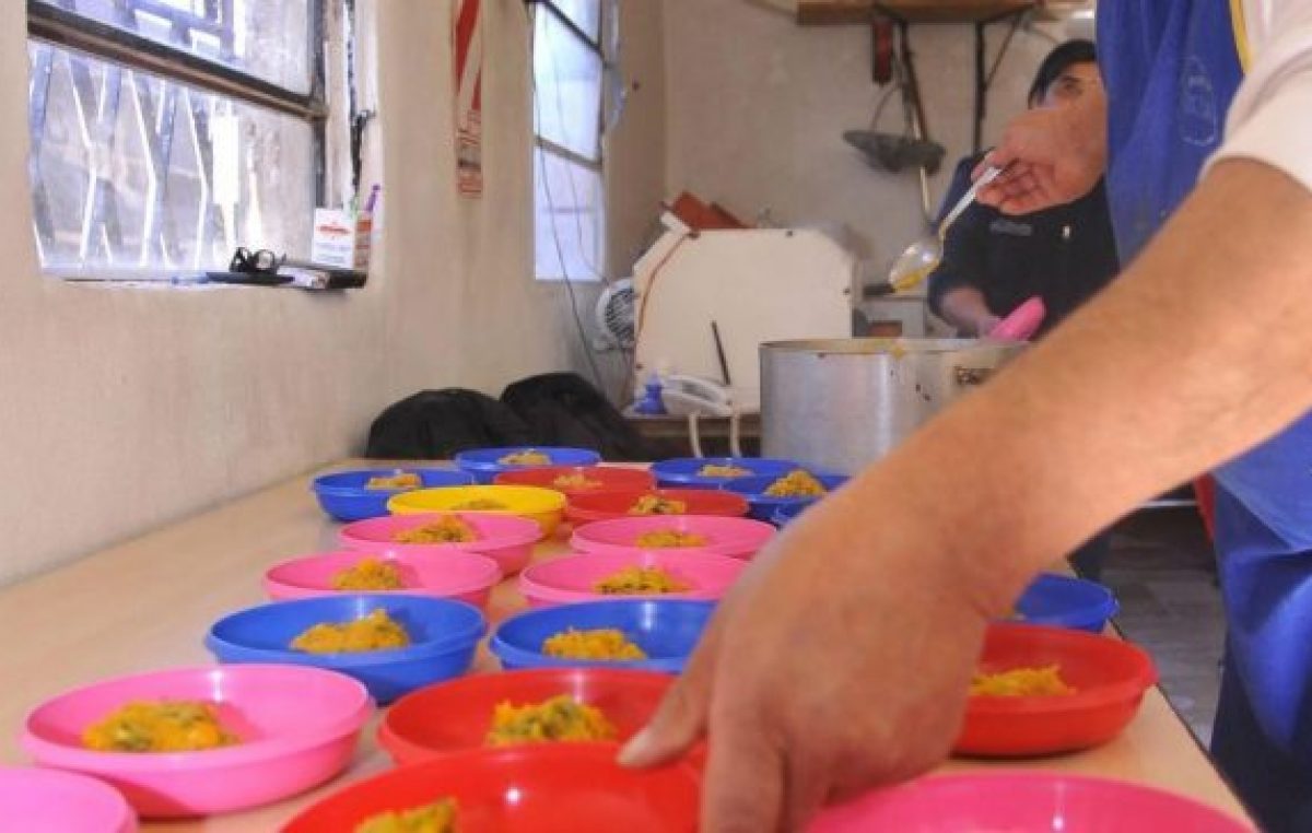 Provincia de Chubut giró casi 3 millones a municipios para comprar alimentos a familias de bajos recursos