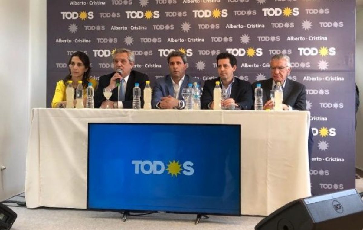 «Que Macri deje de firmar decretos para los amigos»