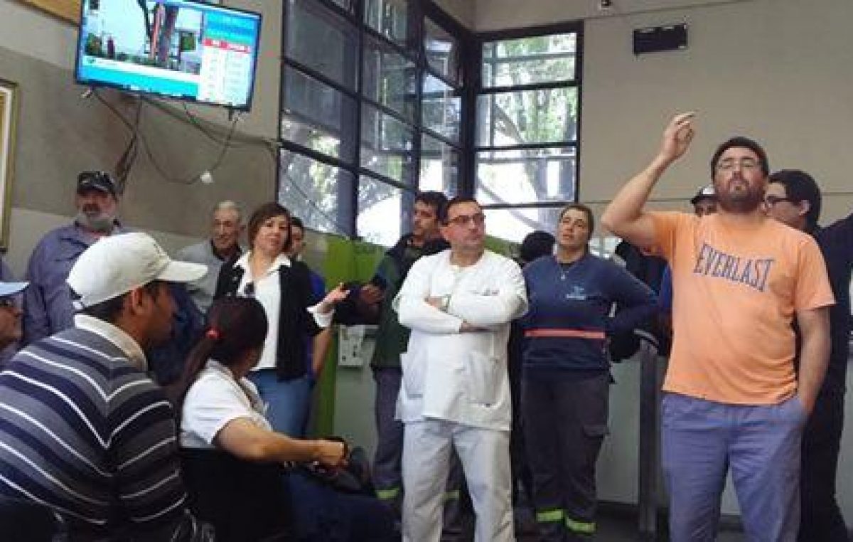 Conflicto en Las Varillas: municipales levantan paro