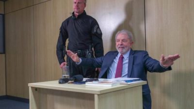 Postergan la decisión sobre Lula